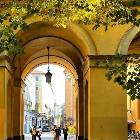 Express Anima Antica I 24h Covered Parking Free I Parma