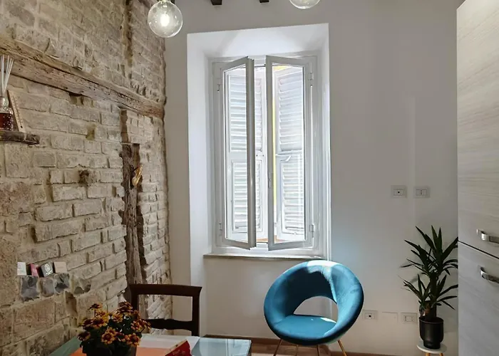 Borgo Antico I I I Privat Parking *